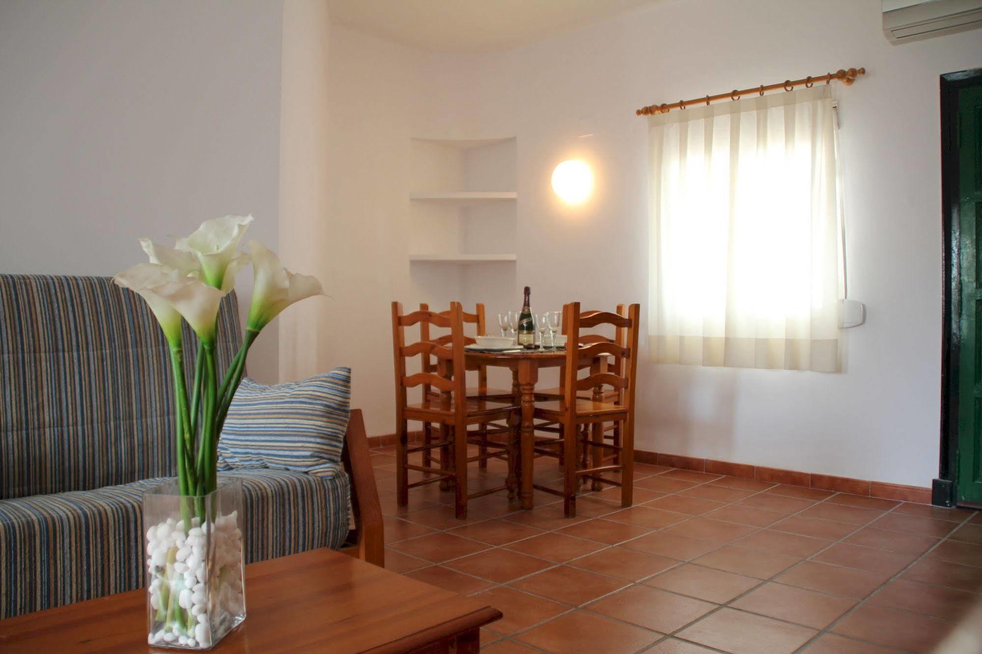 Bungalows El Arenal Hotel Jávea Екстериор снимка